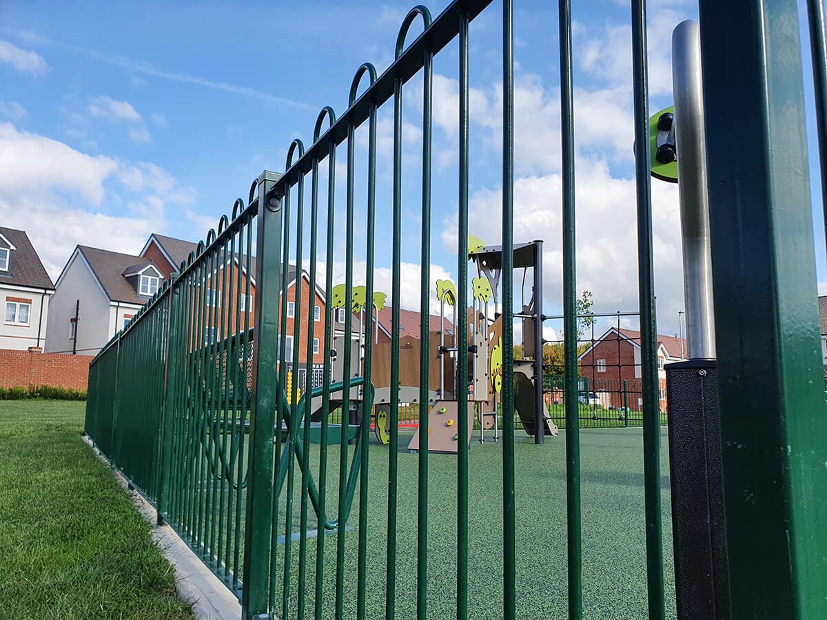 Bow Top Fencing